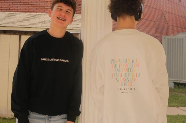 Praise Him Fleece Pullover - Black - Image 2